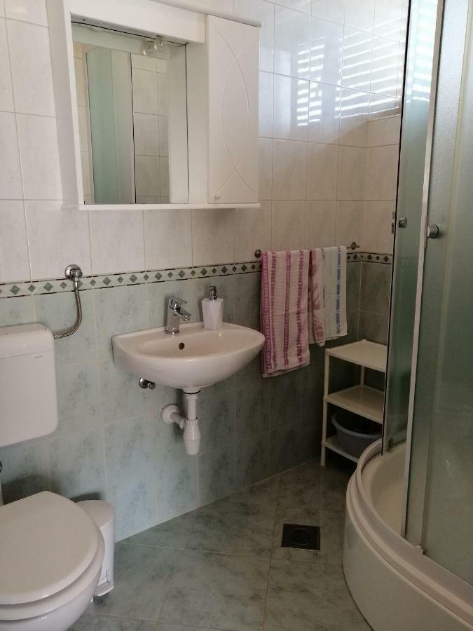 Apartments Emmas Studio Stari Grad  Extérieur photo