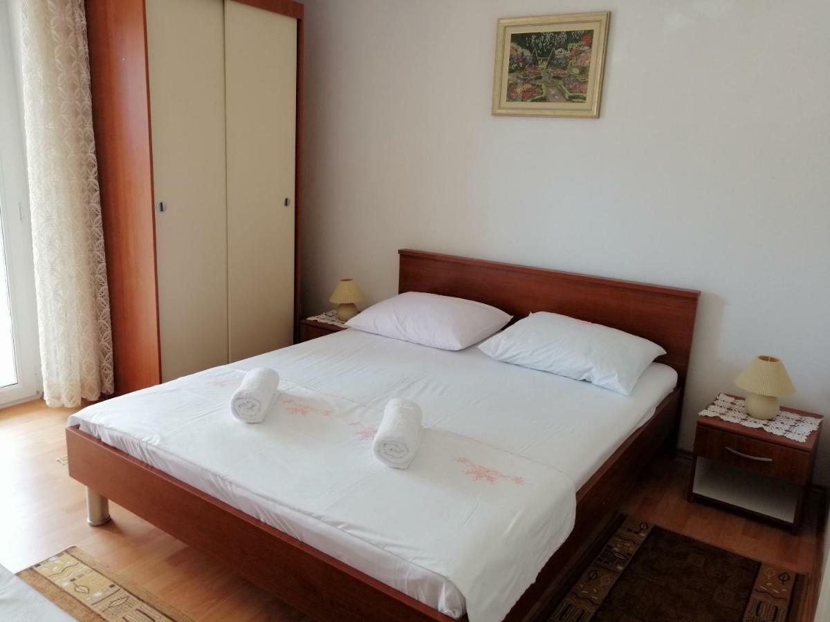 Apartments Emmas Studio Stari Grad  Extérieur photo