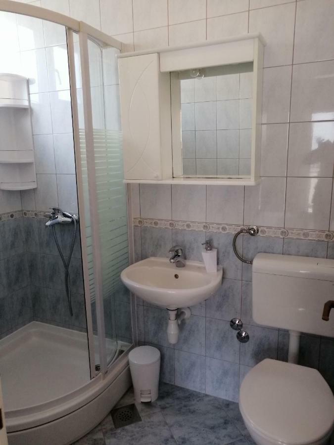 Apartments Emmas Studio Stari Grad  Extérieur photo